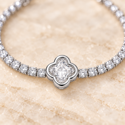 Bracelet Luméra Trèfle Argent – détail du motif central
