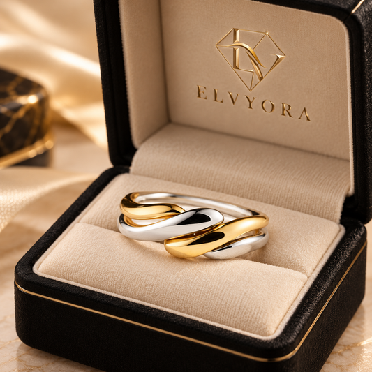 Mise en scène de la bague Ondéa dans un écrin Elvyora