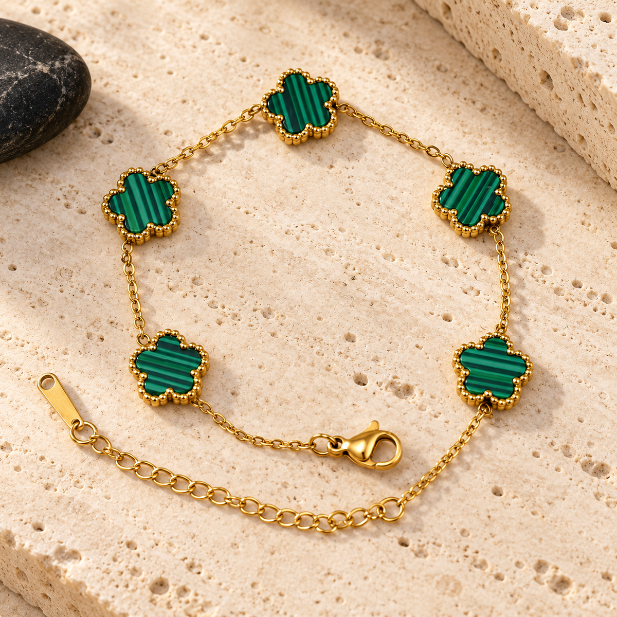 Bracelet Éclat de Trèfle vert émeraude et doré